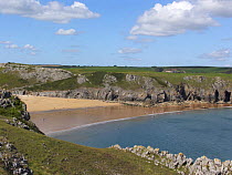 Rocky coastline overlooking Barafundle Bay, Stackpole, Pembrokeshire, Wales, UK