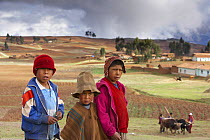 Quecha indian children, Chincherro, nr Cusco, Peru
