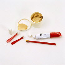 Tooth brushes, finger brush, paste and dental hygiene pads for dogs and cats