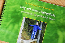 Cover of manual describing how to make childrens' playgrounds in the forest, Trondheim, Norway 2006
