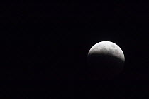 Partial lunar eclipse, March 2007, Scotland, UK