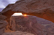 Mesa Arch Sunrise, Canyonlands NP, Utah, USA