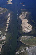 Aerial view of intracoastal waterway with spoil islands and seagrass beds, Gulf of Mexico, Texas, USA, 1999