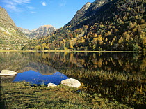 Estany (lake) del Llebreta d'Aiguestortes National Park, Alta Ribagorca, Catalonia, Spanish Pyrenees