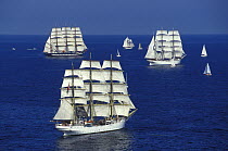 Tall ships "Kruzenstern", "Sorlandet" and "Statsraad Lehmkuhl" at the Cutty Sark Tall Ships race, 1999