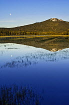 Moon over Brown Mountain reflected in Lake of the Woods, Fremont-Minema NF, Oregon, USA