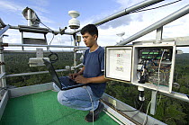 Downloading data from the instruments of the tower for meteorology research at National Institute for Research on the Amazon, Cuieiras Biological Reserve, Amazonas, Northern Brazil. 2006