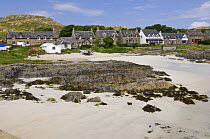 Beach front and cottages. Isle of Iona, Inner, Hebrides, Scotland, UK, 2008