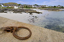 Pier, beach front and cottages, Isle of Iona, Inner Hebrides, Scotland, UK, 2008