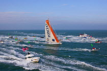Arrival of Michel Desjoyeaux on "Foncia", winner of the Vendee Globe 2008/2009 in 84 days 03 hours 09 minutes 08 seconds. Les Sables d'Olonne, 1 February 2009.
