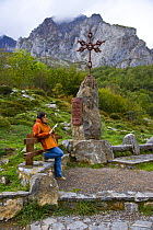 Walker on the Ruta del Cares path, Pico de Europa NP, Leon, Northern Spain   October 2006