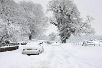 The New Road, Albury, with snow cover, Surrey, England, Feb 2009
