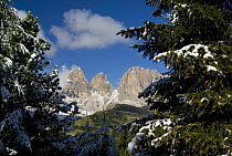 Langkofel, Plattkofel and Five fingers peak with fresh fallen snow, Dolomite Alps, Italy, September 2008