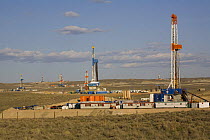 Gas drilling rigs near Pinedale, Wyoming, USA