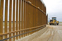 Construction of the US / Mexico border wall along the Lower Rio Grande wildlife corridor, Hidalgo County, Texas, USA ILCP RAVE January/February 2009
