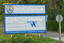 Park entrance sign for the J.N. Ding Darling National Wildlife Reserve, Salibel Island, Florida, USA, January 2009