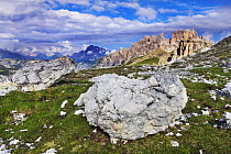 Mountain landscape southwest of Tre Cime di Lavaredo, Sexten Dolomites, South Tyrol, Italy, Europe, July 2009
