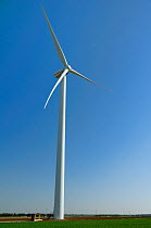 Wind turbine at Eaucourt-sur-Somme, France, March 2009