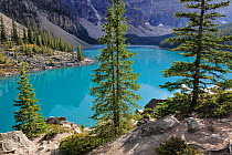 Moraine Lake, Valley of the Ten Peaks, Banff National Park, Rocky Mountains, Alberta, Canada, September 2009