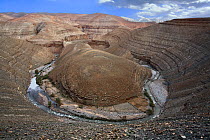 Horseshoe meander in Dades gorge, Atlas mountains, Morocco. March 2007.