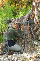 Camouflaged Photographer, member of the photographic team of the ILCP Rapid Assessment Visual Expedition (RAVE), El Triunfo Biosphere Reserve, Sierra Madre del Sur, Chiapas, Mexico, April 2007