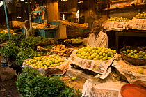 Market stall selling fruit, Calcutta, India, November 2007