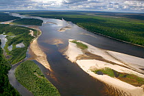 Piaku-Pur River flowing through boreal forest near Tarko-Sale. Purovsky, Yamal, Western Siberia, August 2008.