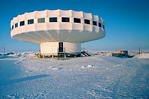 Science Research Laboratory in Igloolik. Nunavut, Canada, 1987.