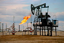 Pumping unit in the oil fields near Niznevartovsk. Khanty Mansiysk, Western Siberia, Russia, 2000.