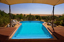 Hotel swimming pool, Dubai, United Arab Emirates, February 2007