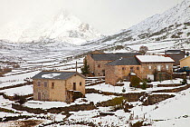 Santa María del Puerto, village houses in winter landscape, Valle del Lago, Somiedo NP, Asturias, Northern Spain, November 2009