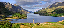 The Glenfinnan Monument on the shores of Loch Shiel, erected in 1815 at the site where Prince Charles Edward Stuart / Bonnie Prince Charlie raised his standard at the beginning of the 1745 Jacobite Ri...