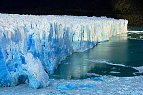 Perito Moreno Glacier, Los Glaciares National Park, Patagonia, Argentina, January 2006
