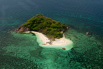 Aerial view of coastal island with white sand beaches, Palawan, Philippines, May 2009.