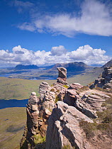 View from summit of Sgorr Tuath, sandstone pinnacles, Assynt mountains, Highland, Scotland, UK, June 2011