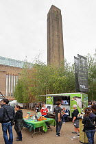 Participants at the RSPB 'Date With Nature Event' for learning about urban Peregrine falcon, Tate Modern, South Bank, London, UK, September 2011, RSPB Greater Thames Futurescapes Project