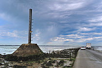 The Passage du Gois / Gôa, a tidal causeway from Beauvoir-sur-Mer to the Île de Noirmoutier, La Vendée, Pays de la Loire, France