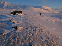 Base hut for cameraman Doug Allan on polar bear filming expedition. Kong Karl's Land, Svalbard, Norway, March. Freeze frame book plate page 18.