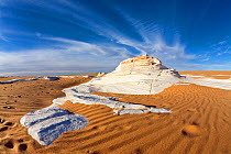 Gypsum in sand dunes, Erg Murzuk, Libyan desert, Libya, Sahara, North Africa, November 2007