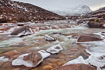 The River Dee flowing through Glen Dee. Braemar, Cairngorms National Park, Grampian Mountains, Scotland, UK, February 2012.