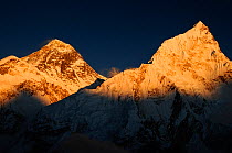 Last light on Everest (8848m) and Nuptse (7879m). Sagarmatha National Park (World Heritage UNESCO). Khumbu / Everest Region, Nepal, Himalaya, October 2011.