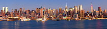 Panoramic view of Midtown Manhattan across the Hudson River, New York, USA, October 2011