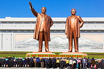 Mansudae Grand Monument, giatn statues of former Presidents Kim Il-Sung and Kim Jong Il, Mansudae Assembly Hall on Mansu Hill, Pyongyang, Democratic Peoples' Republic of Korea (DPRK) North Korea, 2012