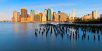 Panoramic morning view of the skyscrapers of Manhattan from the Brooklyn Heights neighbourhood, New York, USA, 2011
