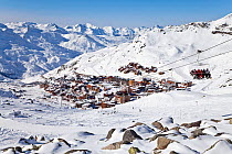 Val Thorens ski resort (2300m) in the Three Valleys, Les Trois Vallees, Savoie, French Alps, France 2009