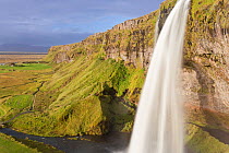 Seljalandsfoss waterfall side view, Seljalandsfoss, southern Iceland 2006