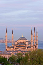 Elevated view of the Blue Mosque in Sultanahmet at dusk, overlooking the Bosphorus river in Istanbul, Turkey 2008