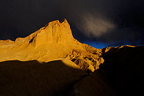 Manly Beacon Peak, badlands, Death Valley National Park, California, USA November 2012