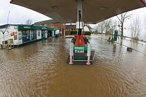 Petrol station flooded during the February 2014 floods, Upton upon Severn, Worcestershire, England, UK, 9th February 2014.