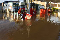 Petrol station flooded during the February 2014 floods, Upton upon Severn, Worcestershire, England, UK, 10th February 2014.